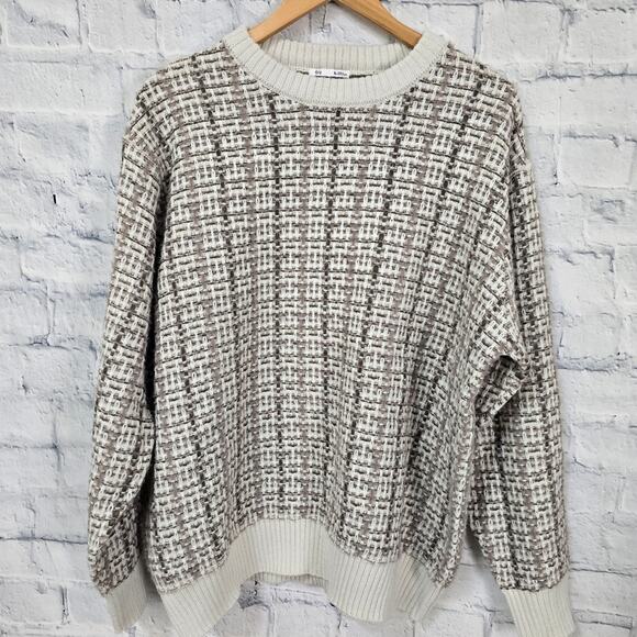 GU japan pullover sweater top Sz XL long sleeve crewneck A26 - Picture 1 of 3